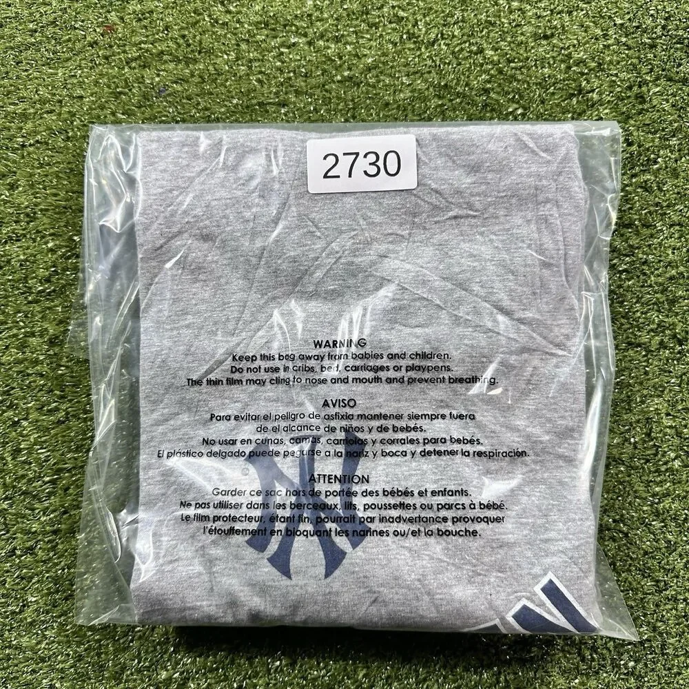 Fanatics New York Yankees Short Sleeve Shirt Mens M NWOT